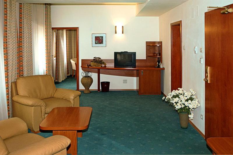 Hotel Irisa Bucureşti Rom bilde